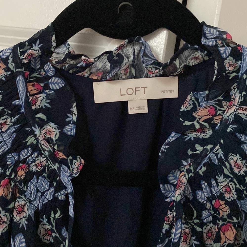 Patterned blue blouse - Picture 2 of 2